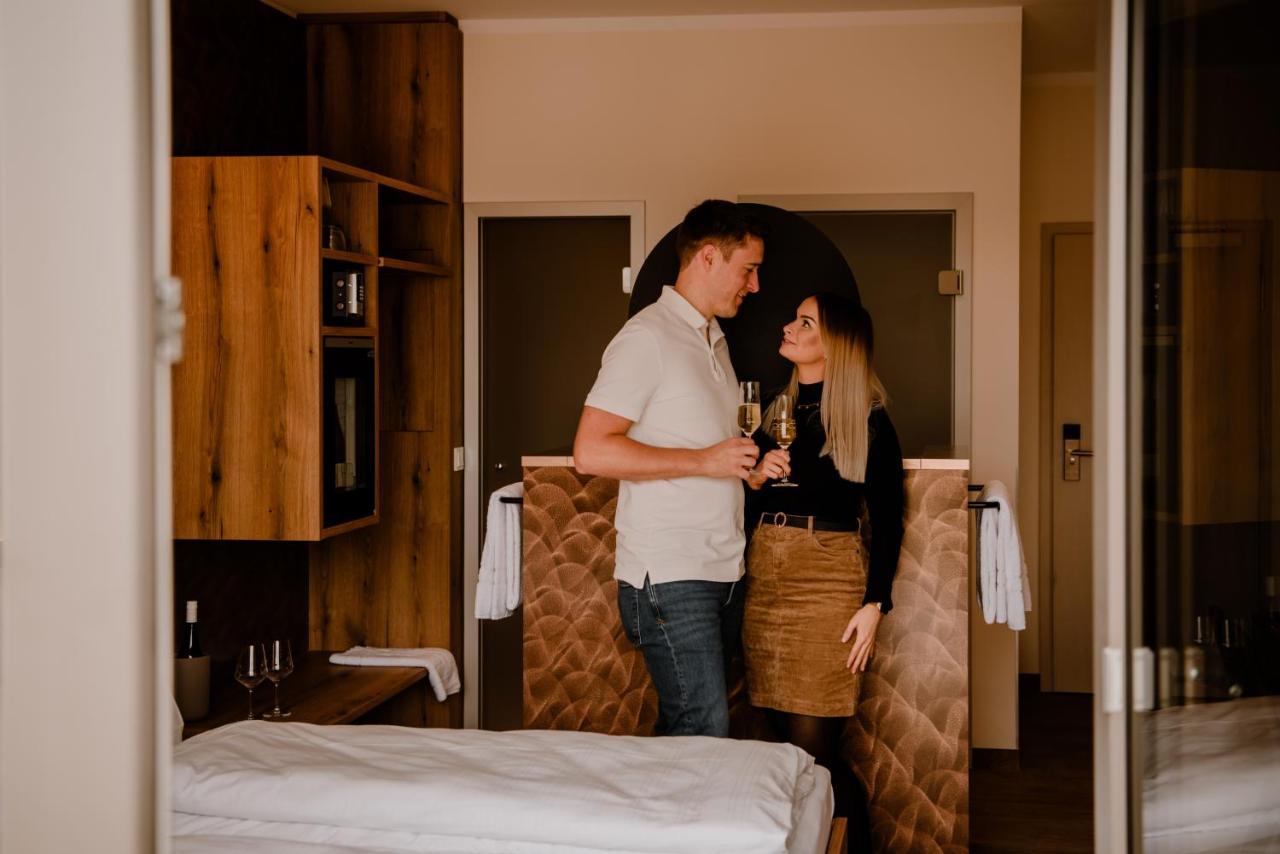 Weinzuhause Hotel-Restaurant-Vinothek Mommenheim Eksteriør bilde