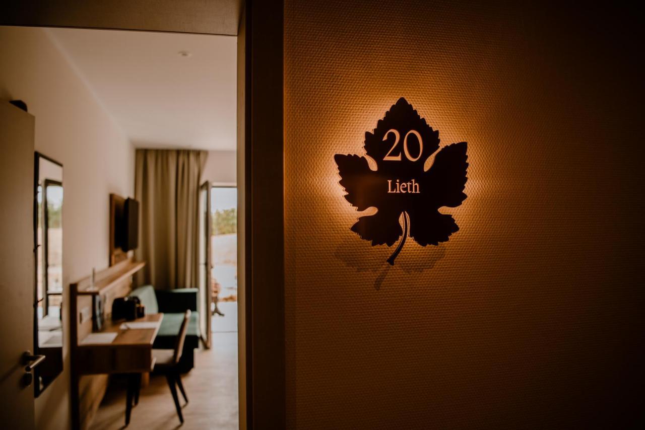 Weinzuhause Hotel-Restaurant-Vinothek Mommenheim Eksteriør bilde