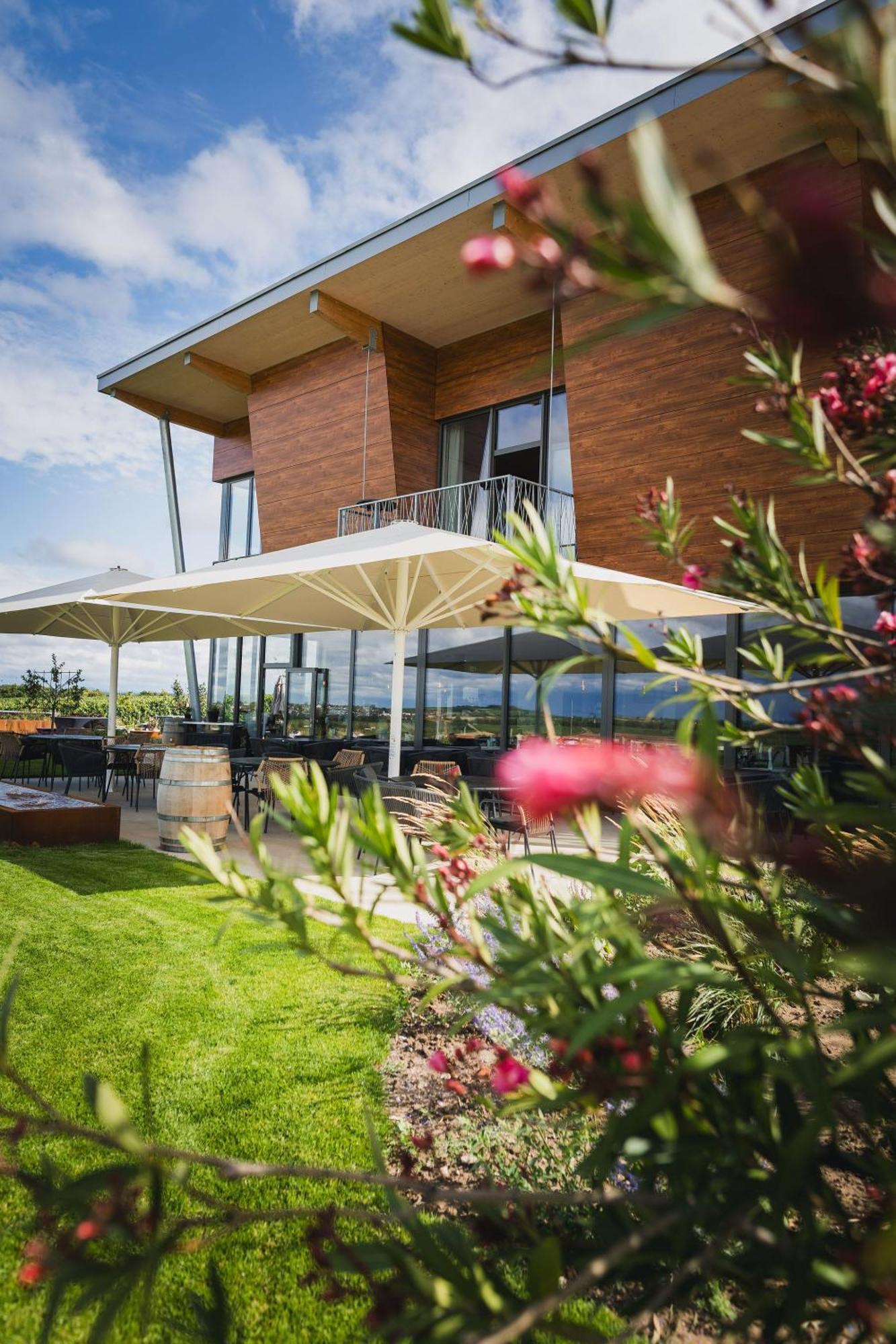 Weinzuhause Hotel-Restaurant-Vinothek Mommenheim Eksteriør bilde