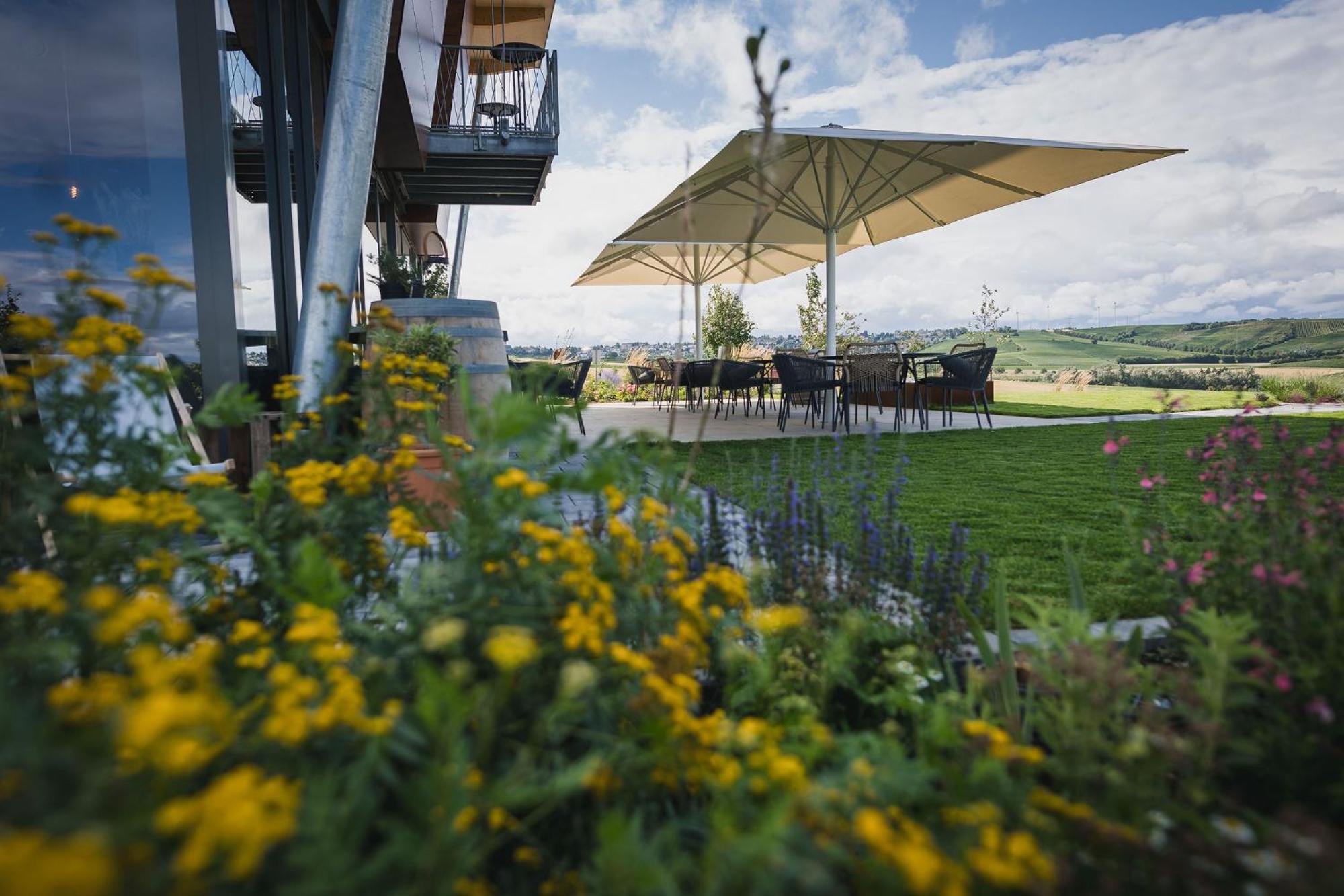 Weinzuhause Hotel-Restaurant-Vinothek Mommenheim Eksteriør bilde