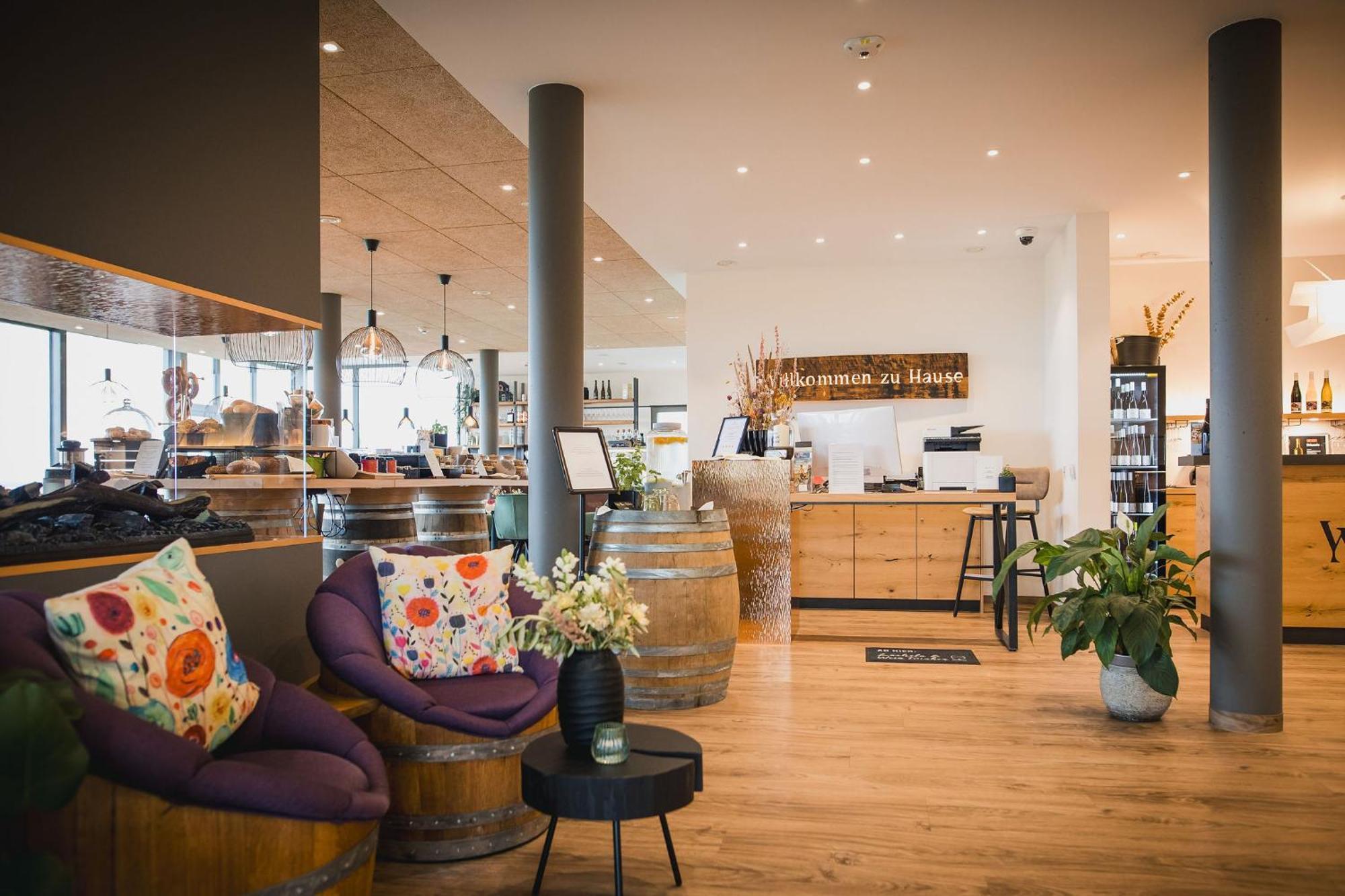 Weinzuhause Hotel-Restaurant-Vinothek Mommenheim Eksteriør bilde