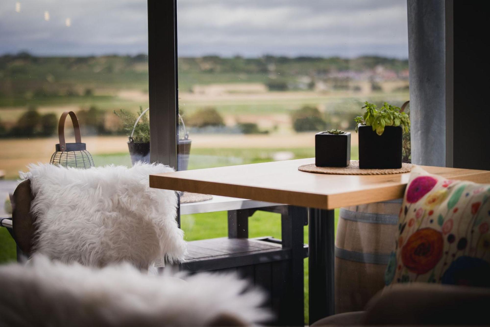 Weinzuhause Hotel-Restaurant-Vinothek Mommenheim Eksteriør bilde