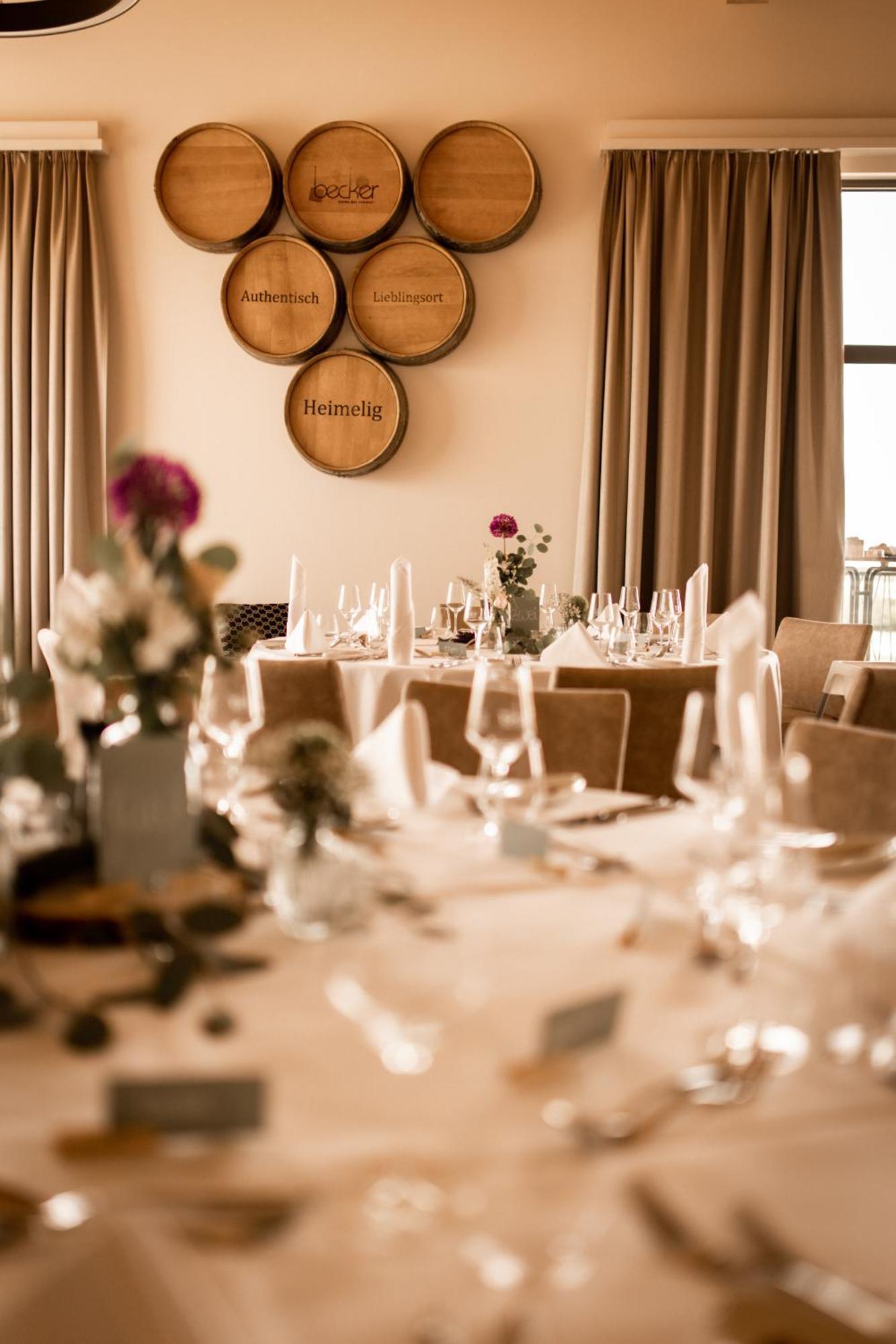 Weinzuhause Hotel-Restaurant-Vinothek Mommenheim Eksteriør bilde