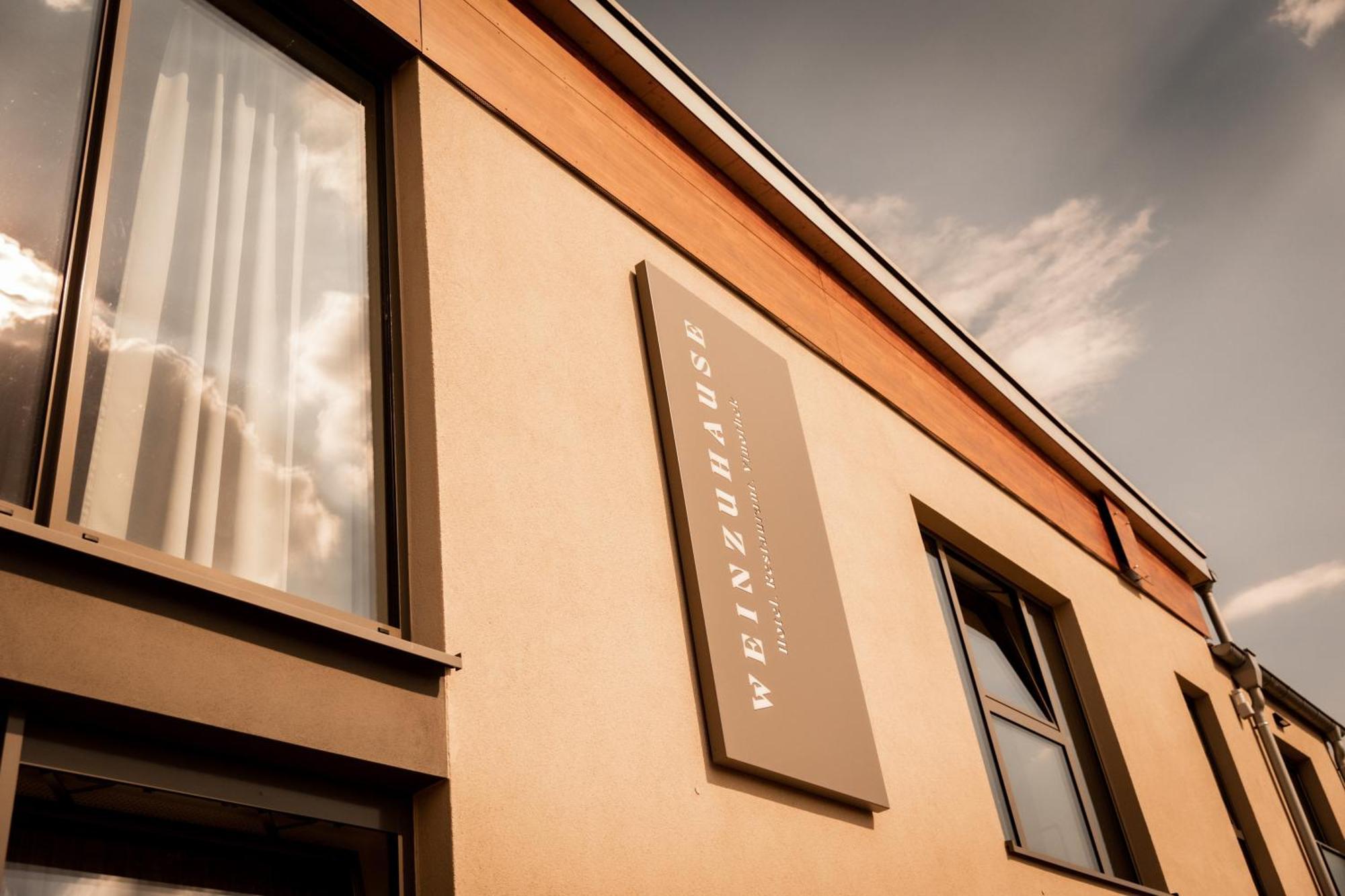 Weinzuhause Hotel-Restaurant-Vinothek Mommenheim Eksteriør bilde